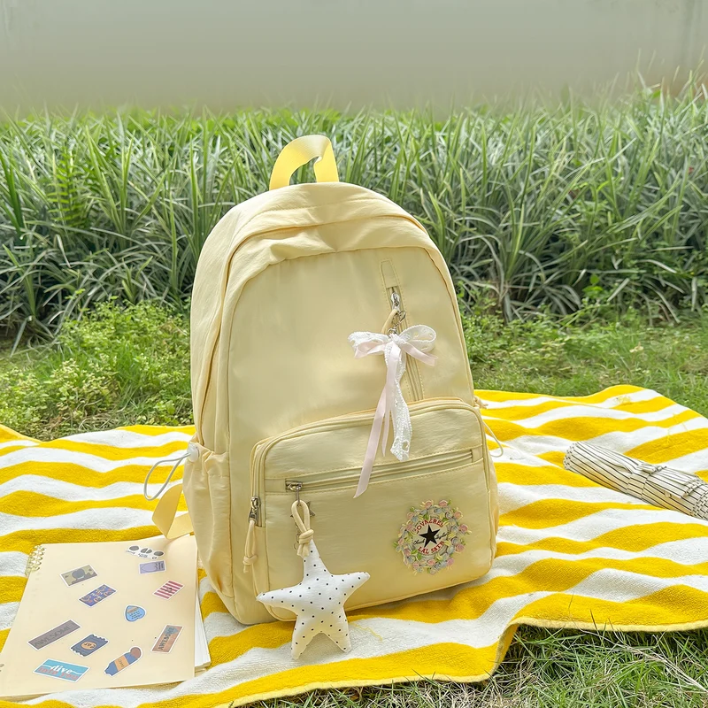 Funktionaler bestickter Rucksack Karnz