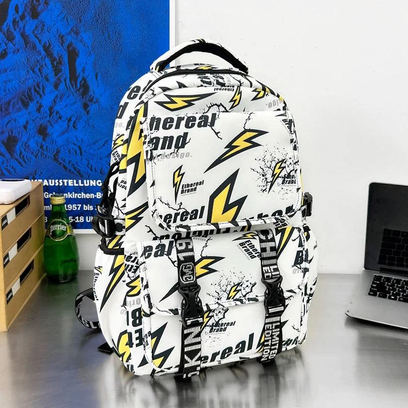 Grafikdruck Multi-Taschen Rucksack Karnz
