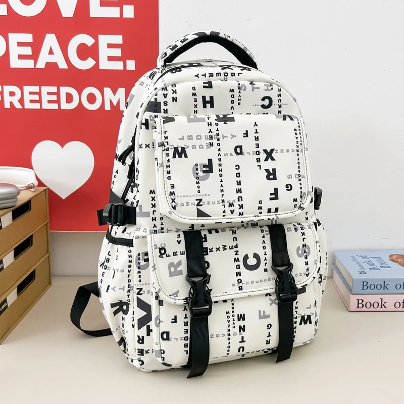 Grafikdruck-Rucksack Karnz