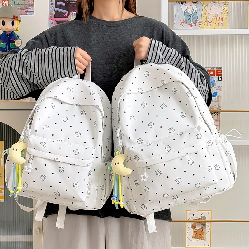 Leichte Rucksack mit Charm Karnz