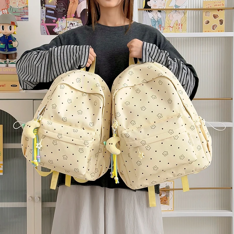 Leichte Rucksack mit Charm Karnz