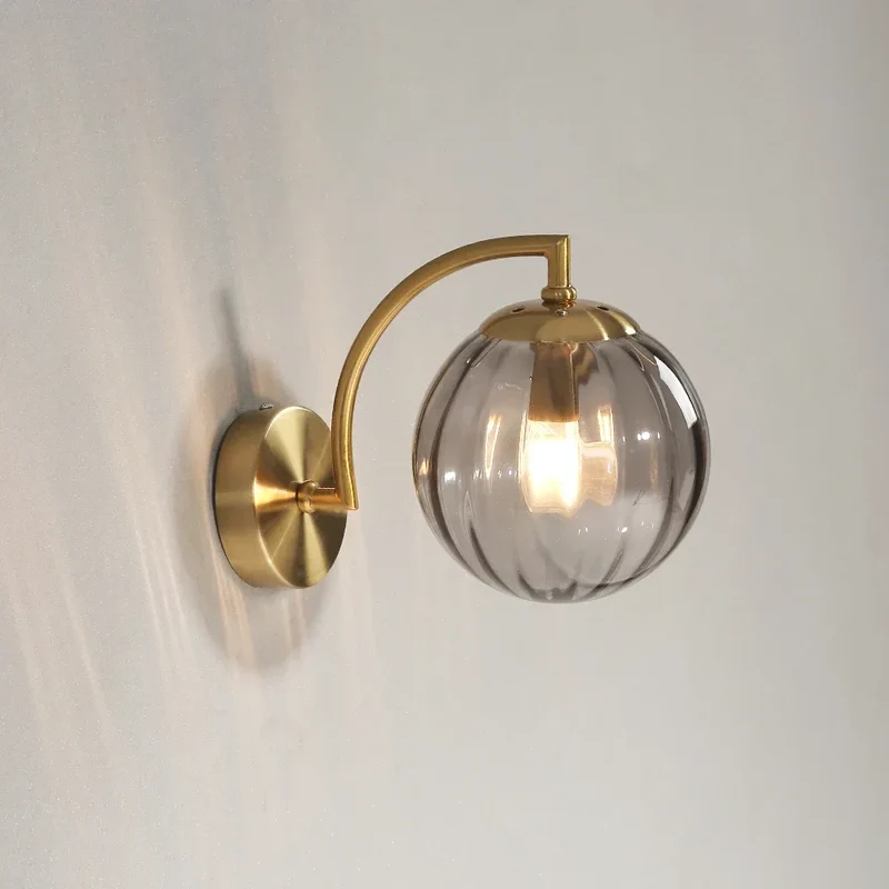 Skanto | Moderne LED-Wandleuchte aus farbigem Glas, Nordische minimalistische Wohnzimmer-Schlafzimmer-Wandleuchte, Esszimmer-Küchen-Innenbeleuchtung
