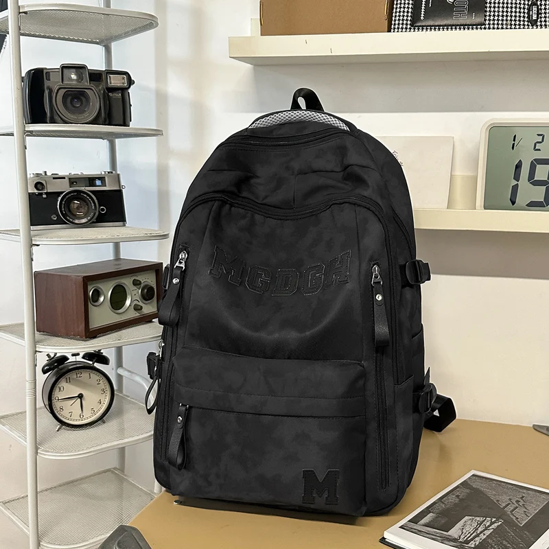 Funktionaler Reise-Rucksack mit stilvollem Design Karnz