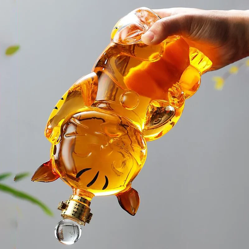 Skanto | Karaffe aus Glas in Katzenform mit Korken, Getränkespender, 1000ml für Dinnerpartys, Dekoration, Geschenk