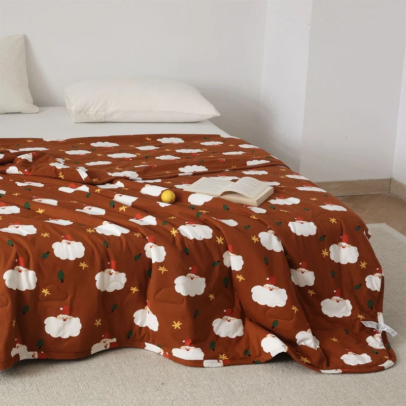 Gestepptes Bettüberwurf Weihnachtsdecke mit Santa‑Motiv und weichem Microfaserfutter