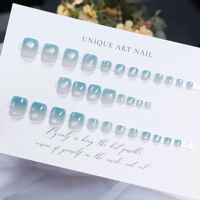 Glitzernde Ombre Pediküre Nagelkunst