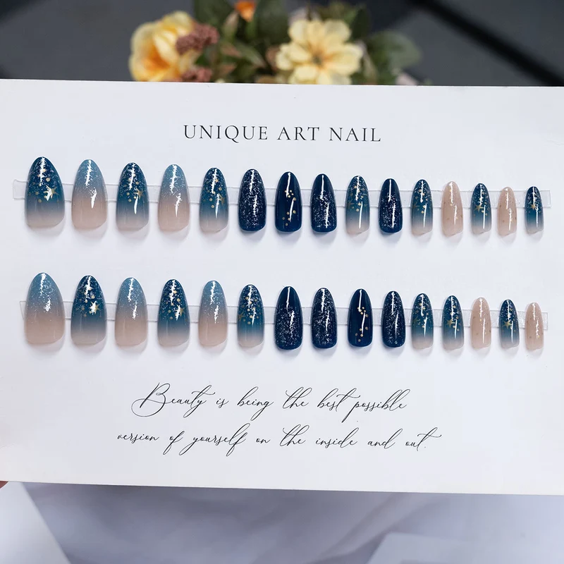 Sternen Nacht Press-On Nageldesign