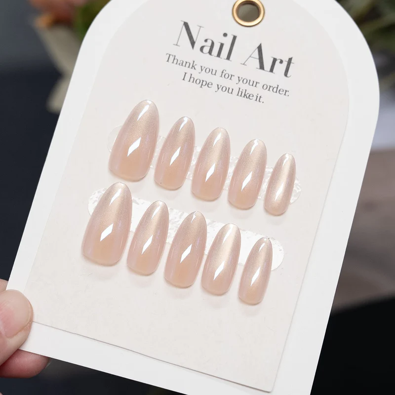 Premium Press-On Nagelset mit natürlichem Finish