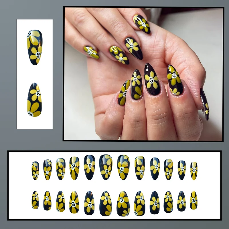 Blumenmuster Nagelkunst
