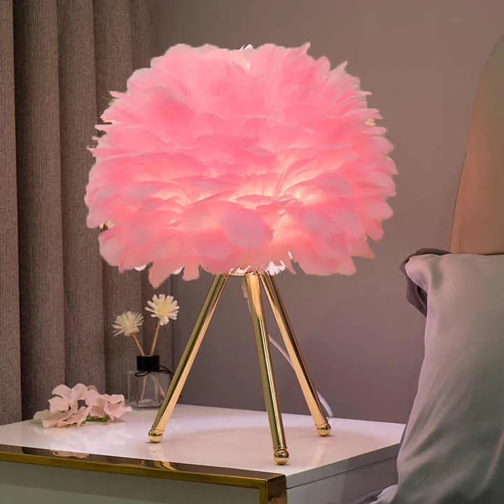 Skanto | Blossom Tischlampe – Elegantes Federdesign mit dimmbarem Licht