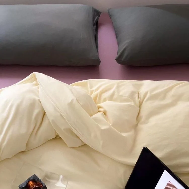 Weiche Baumwoll-Perkal Bettbezuggarnitur mit voluminöser Steppung und Hotelverschluss