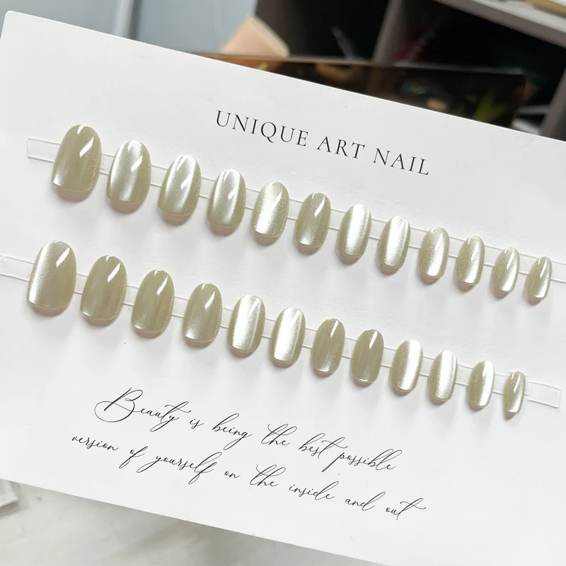 Schimmerndes Glitzer Press-On Nagelset
