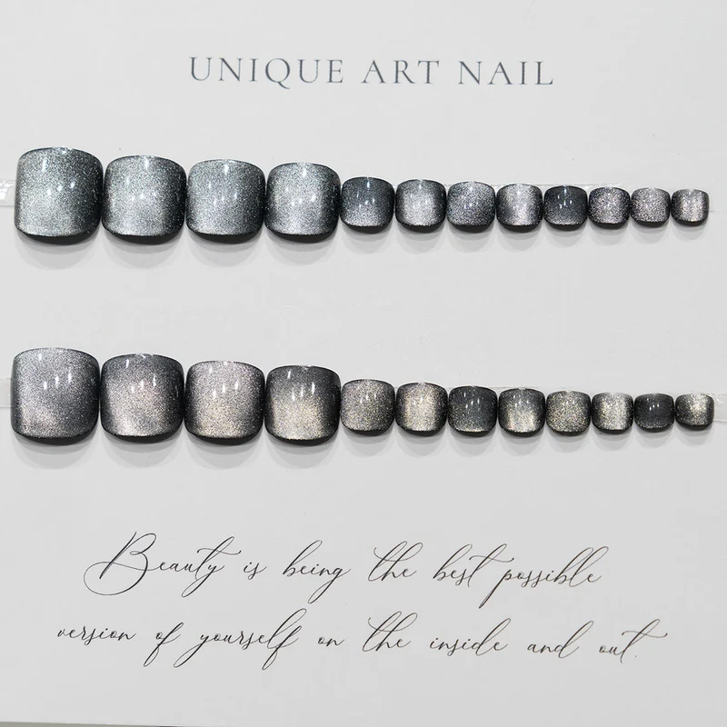 Premium Metallische Nagelkunst