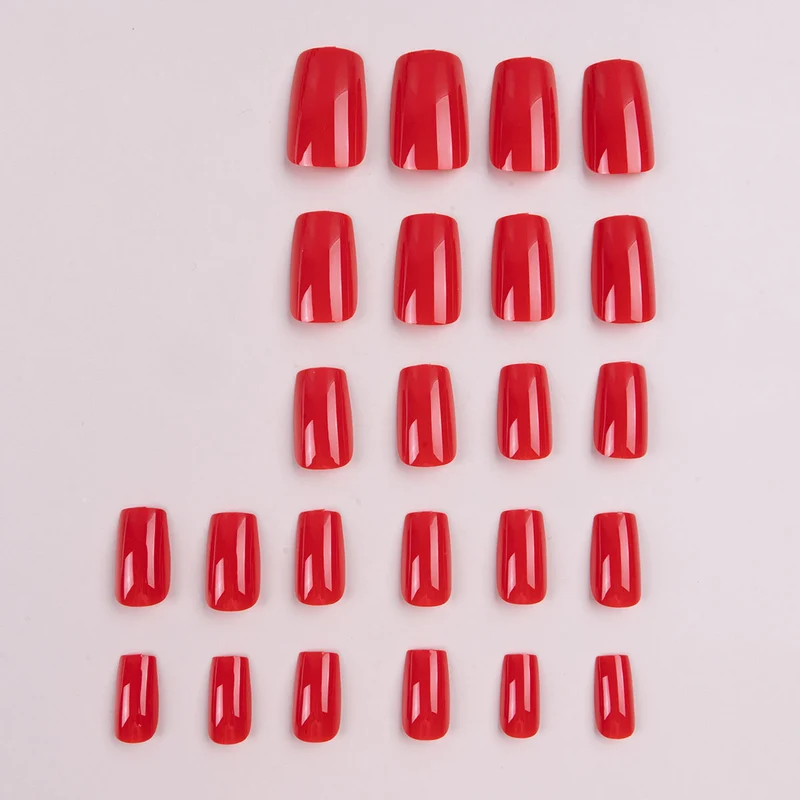 Premium Glänzende Nagelkunst