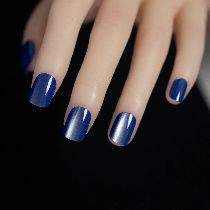Premium Glänzende Nagelkunst 1791110566