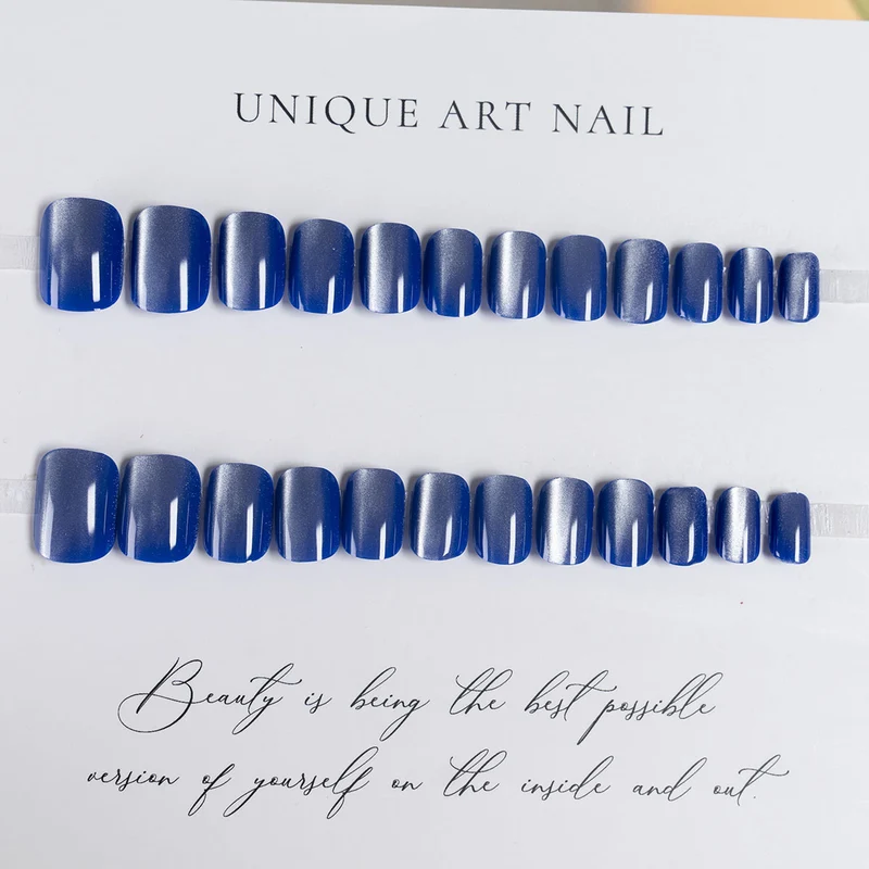 Premium Glänzende Nagelkunst 1791110566