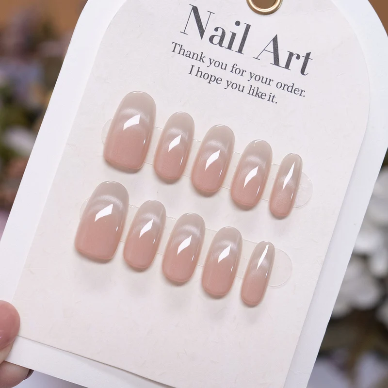 Natürlicher glänzender Press-On Nagelset