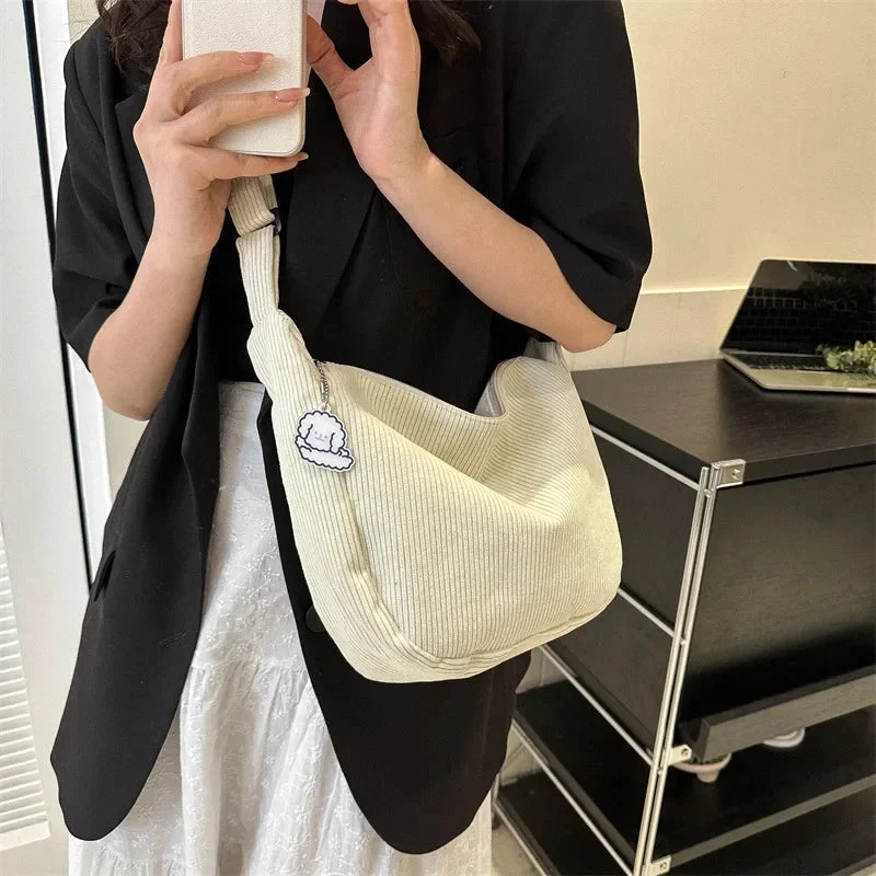 Skanto | Cord-Umhängetaschen für Damen