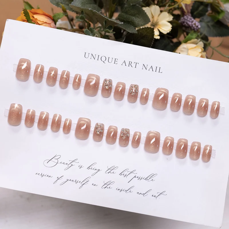 Premium dekorative Press-On Nagelset