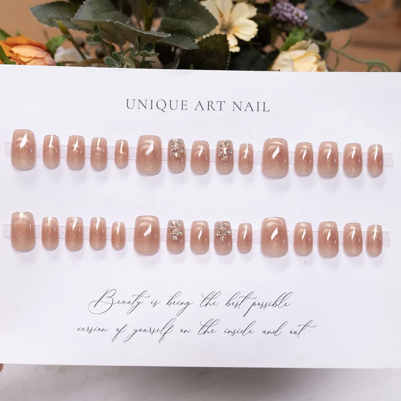 Premium dekorative Press-On Nagelset