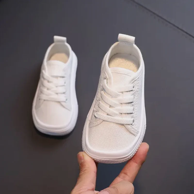 Skanto | Ergonomische Barfußschuhe für Kinder - FlexiSteps