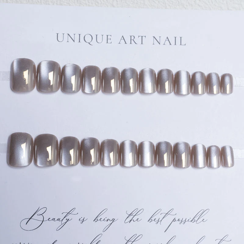 Iridescent Gel Press-On-Nagelverlängerungen