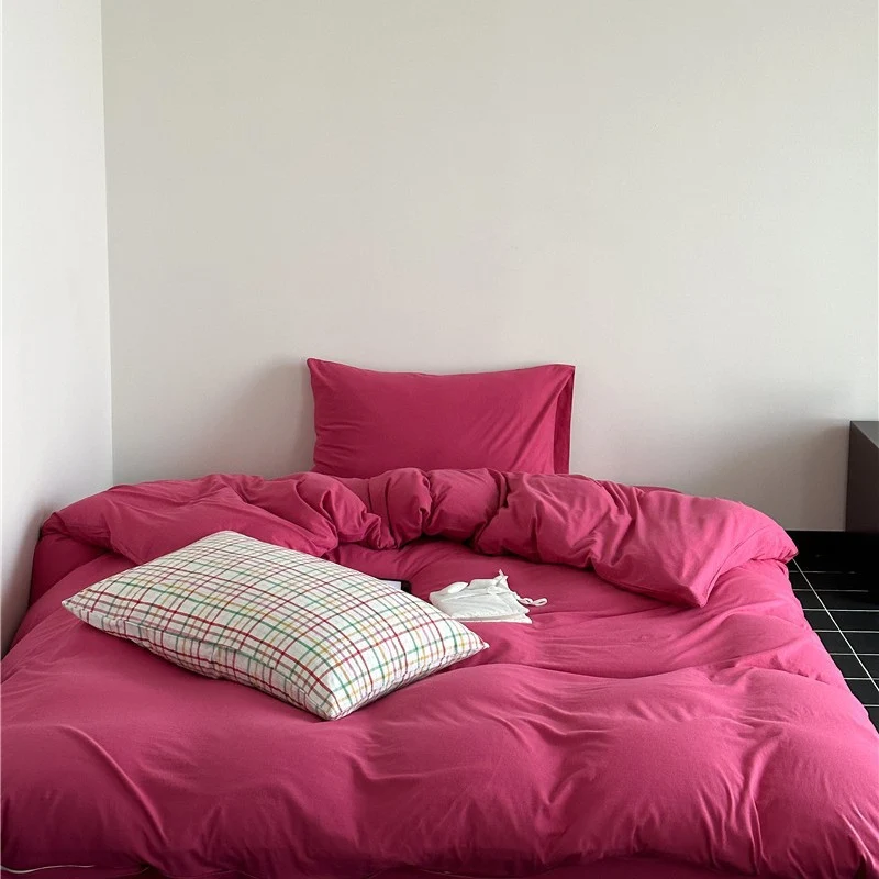 Minimalistisches Makosatin-Bettwäscheset mit extra-weicher Oberfläche und pflegeleichter Webung