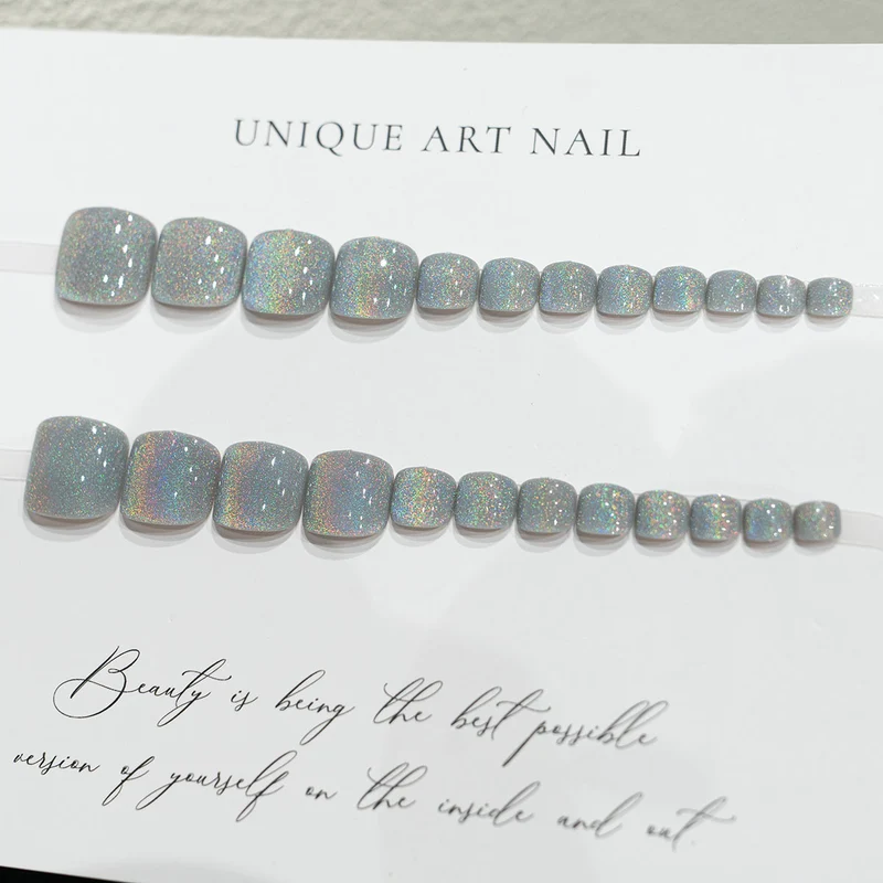 Holografisches Glitzer-Gel-Pediküre