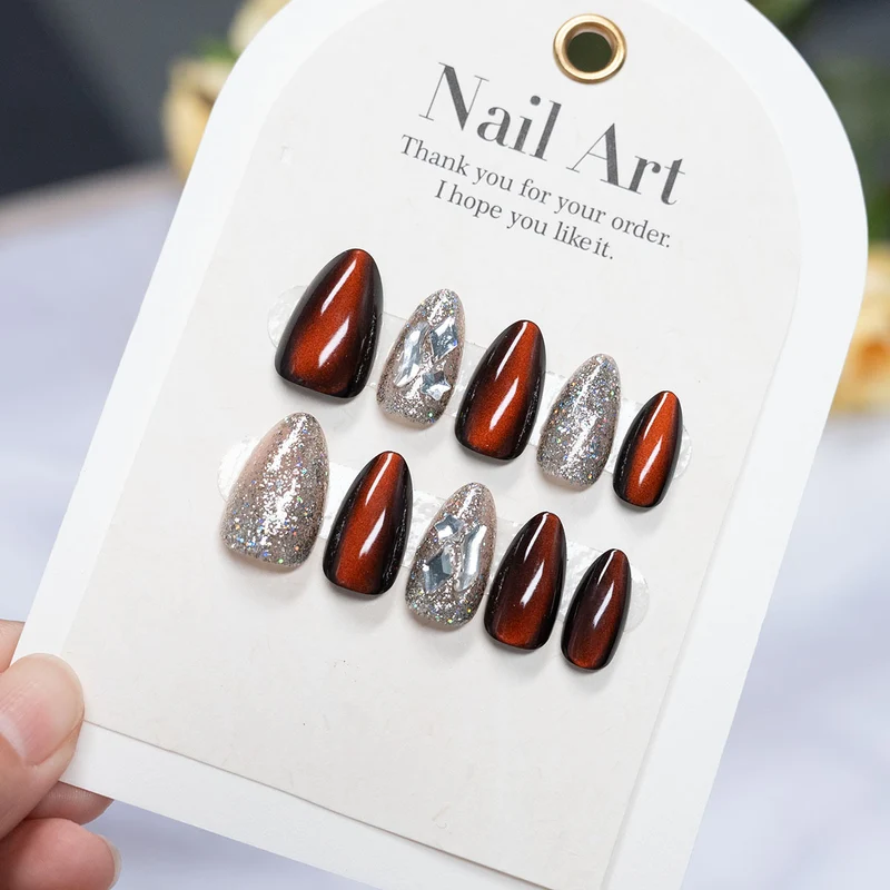 Hochglanz Press-On Nagelkunst