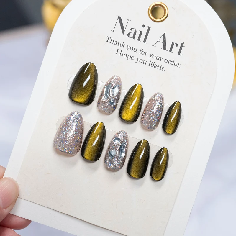 Hochglanz Press-On Nagelkunst