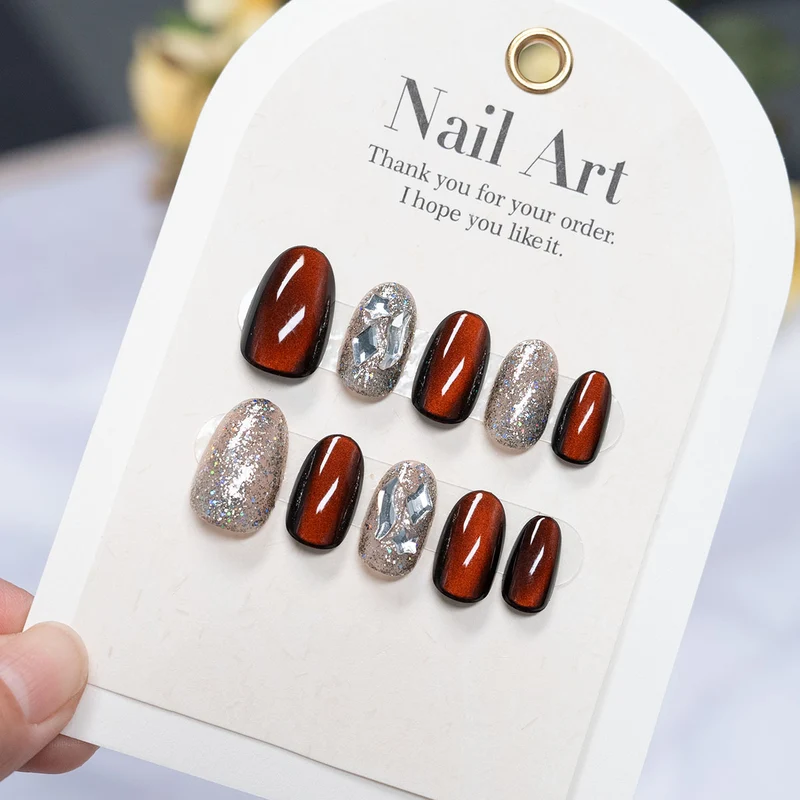 Hochglanz Press-On Nagelkunst