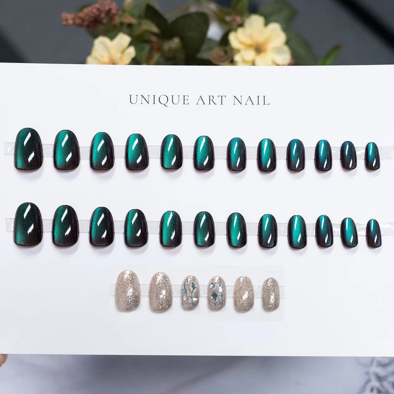 Hochglanz Press-On Nagelkunst