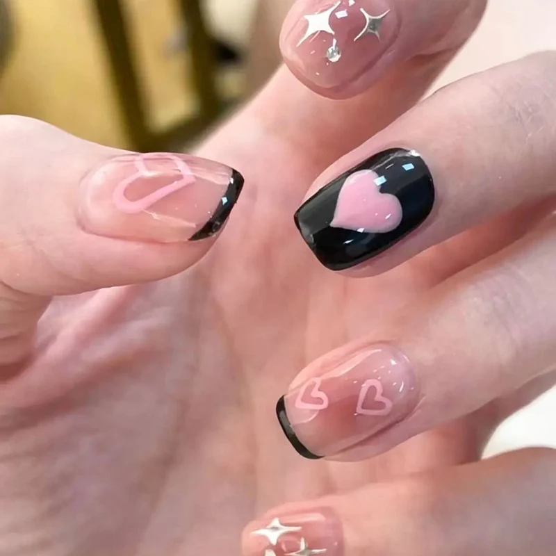 Herz-Themen Dekorative Press-On Nagelkunst