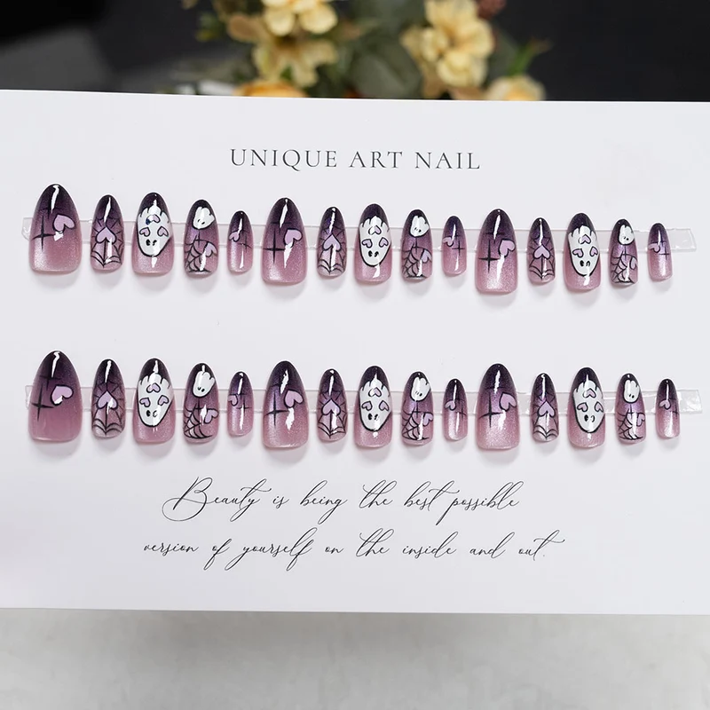 Halloween-Themed Press-On Nail Set mit Gespenst und Spinnen Designs