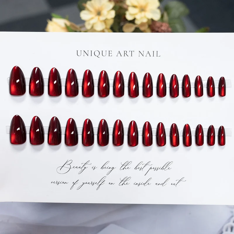 Glänzendes Stiletto Press-On-Nägel Set