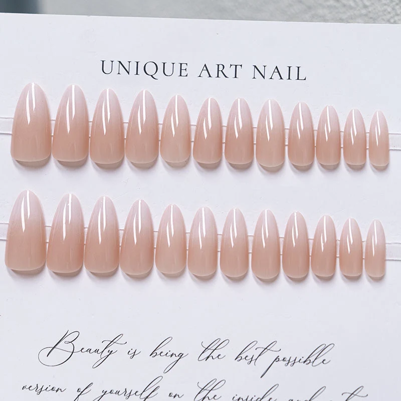 Glänzendes French Tip Press-On Nails Set