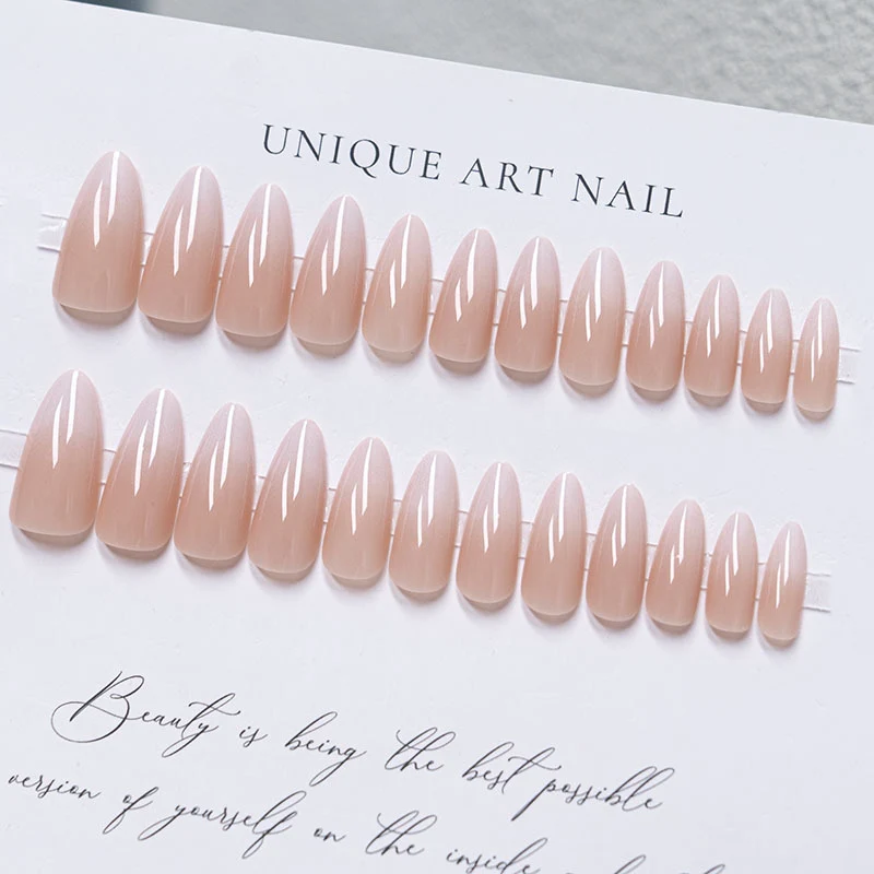 Glänzendes French Tip Press-On Nails Set