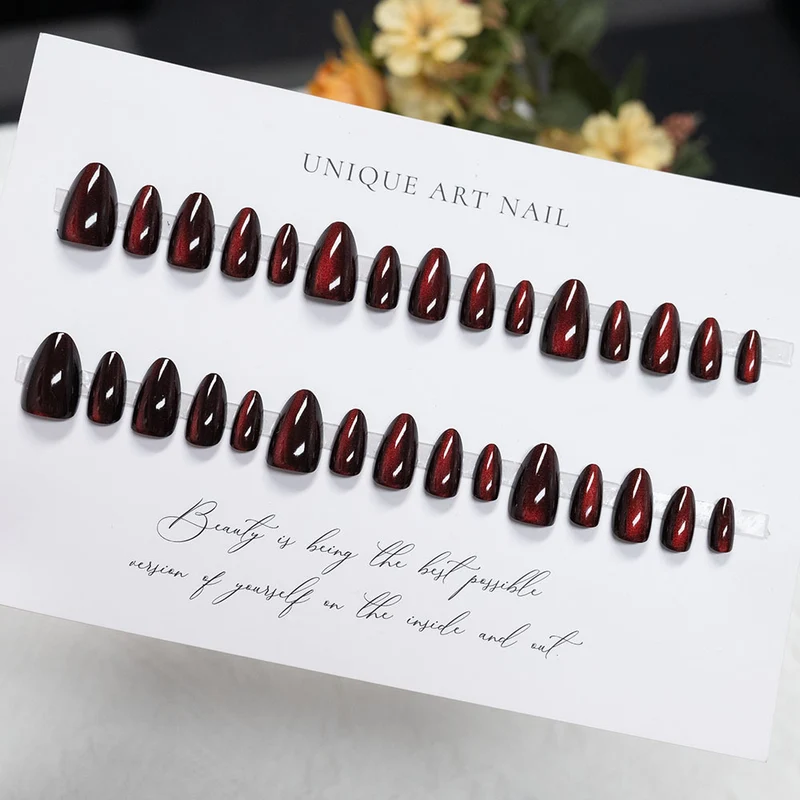 Glänzende Ombre Nagelverlängerungen