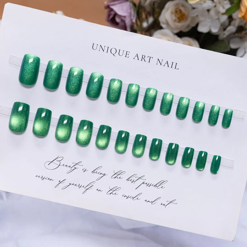 Glänzende Ombre-Nagelkunst