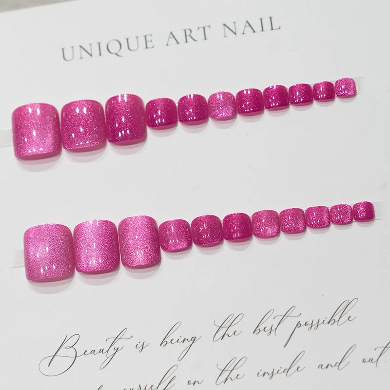Glitzernde Pediküre Nagelkunst