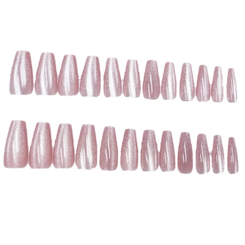 Glänzende Nagelverstärkungen