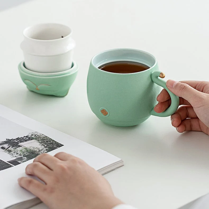 Skanto | Süße Katzen-Tasse aus Keramik mit Sieb