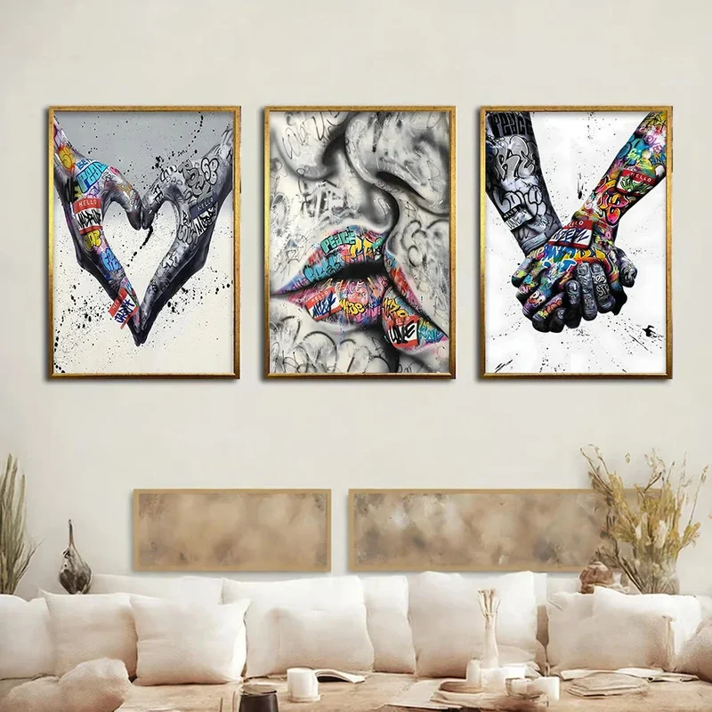 Skanto | 3-teiliges modernes Love Hand in Hand Kiss Kiss Poster Graffiti Banksy Street Wandkunst Leinwandbild Druck Bilder Heimdeko