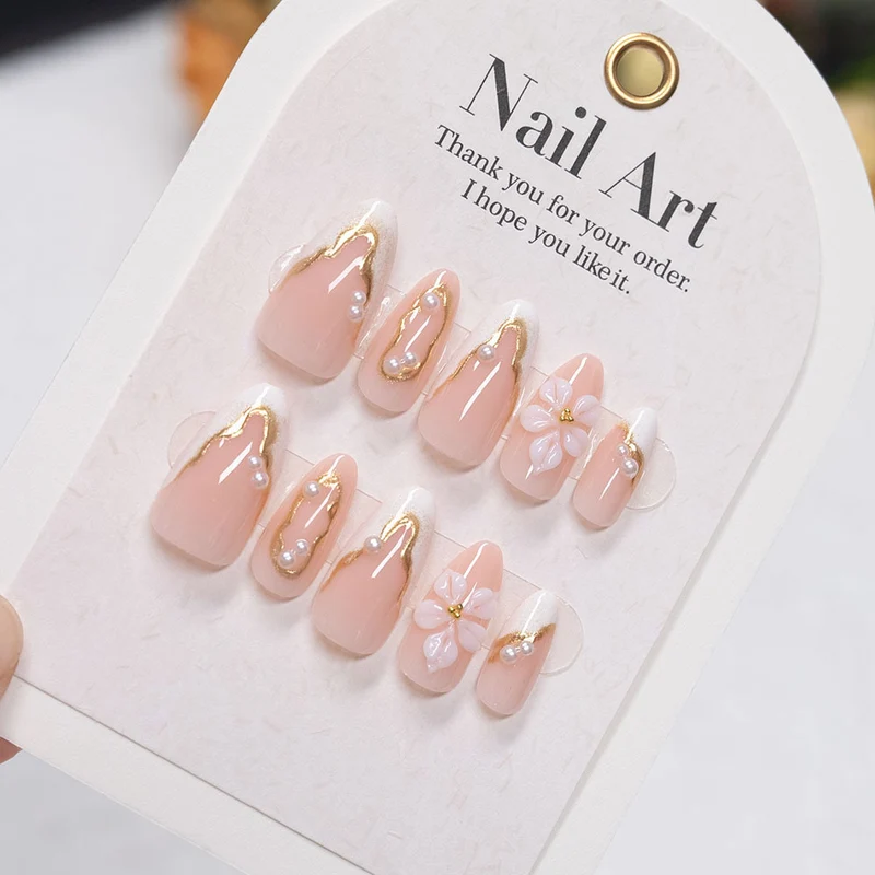 Blumenmuster Druck-On Nagelkunst