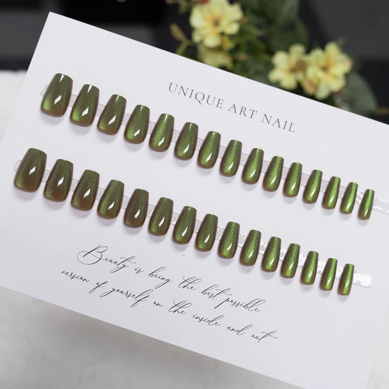 Glänzendes Acryl Press-On Nagel Set