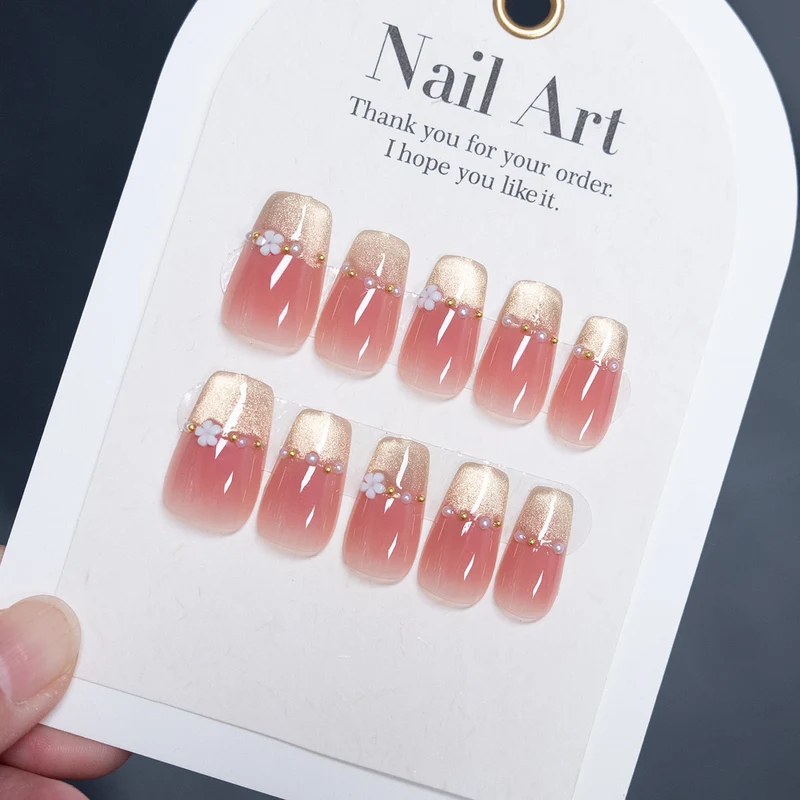 Floral-Accent Glossy Press-On Nägel