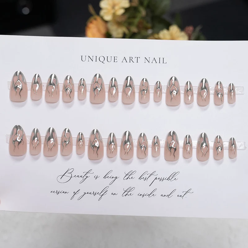 Flammen Design Stiletto Nagelkunst