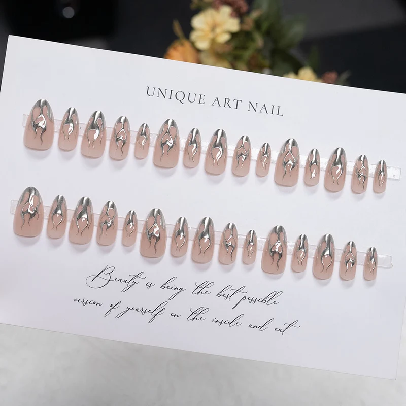Flammen Design Stiletto Nagelkunst