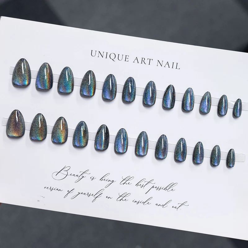 Elegante Stiletto Press-On Nägel mit holografischem Finish