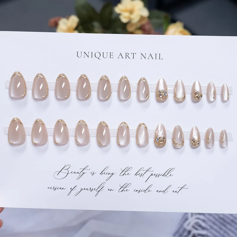 Elegantes Stiletto Press-On Nagelset
